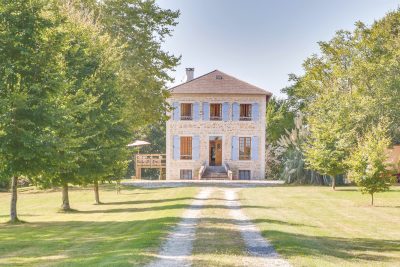 View of the property from the drive